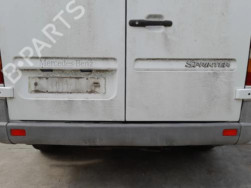 Zderzak tylny MERCEDES-BENZ SPRINTER 2-t Bus (B901, B902) 208 CDI (901.671, 902.671, 902.672) BP25823057C8