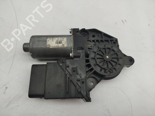 Right rear window motor VW GOLF VI (5K1) 1.4 TSI | BP5006991E22 