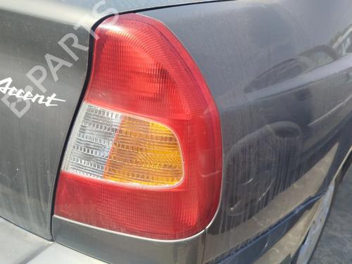 Used Right taillight HYUNDAI ACCENT II (LC) 1.3 (86 hp) 27803142