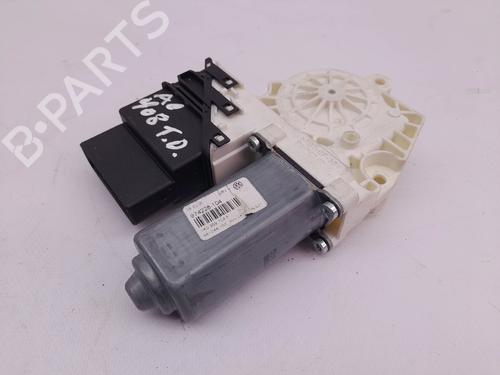 Rudehejsemotor bagstkærm højre VW PASSAT B6 (3C2) [2005-2011]  28812917