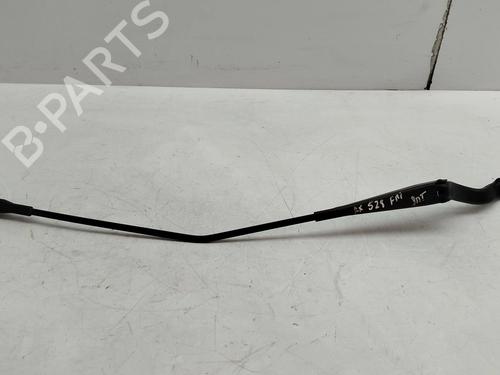 Front windshield wiper arm OPEL CORSA E (X15) 1.3 CDTI (08, 68) 13284134