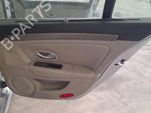 Rear right panel RENAULT LAGUNA III (BT0/1) 2.0 dCi (BT01, BT08, BT09, BT0E, BT0K, BT12, BT1C, BT1D,... BP28358120C61