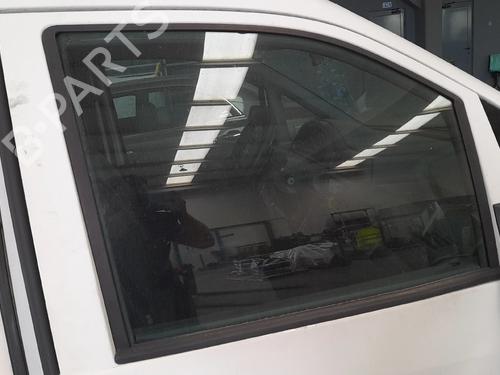 Front right door window FIAT SCUDO Van (220_) 1.9 D BP28423078C19