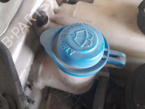 Windscreen washer tank KIA PICANTO I (SA) 1.0 BP28530678C113