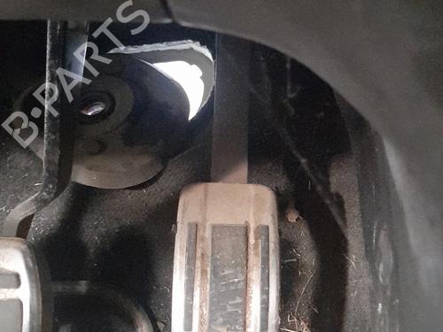 Pedal PEUGEOT 308 SW II (LC_, LJ_, LR_, LX_, L4_) 1.5 BlueHDi 130 BP28715527I4
