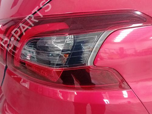 Right taillight PEUGEOT 308 II (LB_, LP_, LW_, LH_, L3_) 1.5 BlueHDI 100 | BP28717046C35 