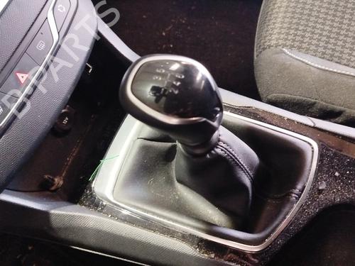 Shift knob PEUGEOT 308 II (LB_, LP_, LW_, LH_, L3_) 1.5 BlueHDI 100 | BP28709886I34 