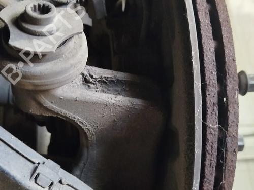 Venstre hjullejehus spindel MERCEDES-BENZ C-CLASS T-Model (S205)  BP28732487M27