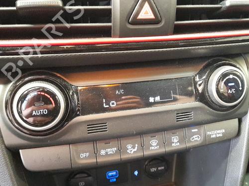 Used Switch HYUNDAI KONA (OS, OSE, OSI) 1.6 GDi Hybrid (141 hp) 29077565