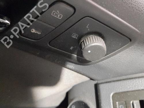 Retrovisor esquerdo VW POLO IV (9N_, 9A_) 1.2 12V | BP29179201C26