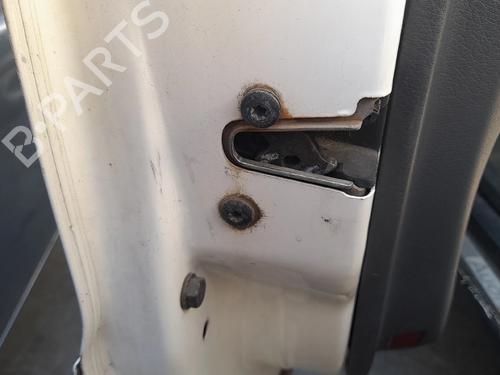 Venstre foran lås AUDI A4 B5 (8D2) 1.9 TDI (90 hp) 29209967