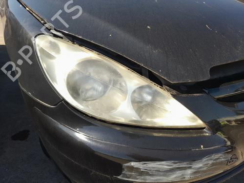 Used Right headlight PEUGEOT 307 (3A/C) 1.4 HDi (68 hp) 29247769