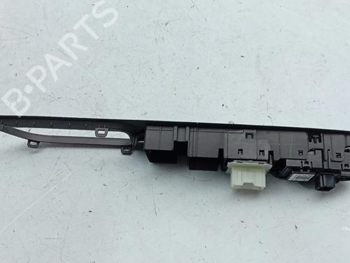 Left front window switch RENAULT CLIO IV (BH_) 0.9 TCe 90 (BHNF, BHMA, BHMH, BHJK, BHJR) | BP29128063I27 