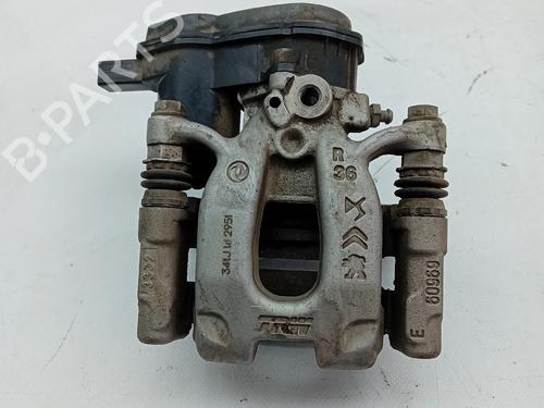 Używane Zacisk hamulca tylnego prawego CITROËN C4 III (BA_, BB_, BC_) [2020-2025]  24182990