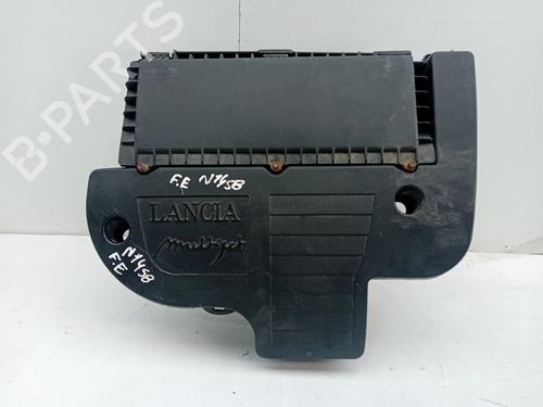 Used Air filter box LANCIA MUSA (350_) 1.3 D Multijet (350.AXB11, 350.AXB1A) (70 hp) 28104504