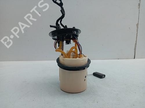 Used Fuel pump AUDI Q2 (GAB, GAG) 30 TDI (115 hp) 14381887