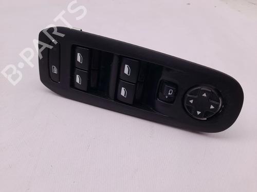 BP28717000I27 main image