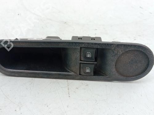 Used Left front window switch RENAULT TWINGO III (BCM_, BCA_) 1.0 SCe 70 (71 hp) 29888894