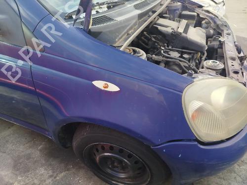 Used Right front fenders TOYOTA YARIS (_P1_) 1.0 (SCP10_, SCP10R) (68 hp) 29942554