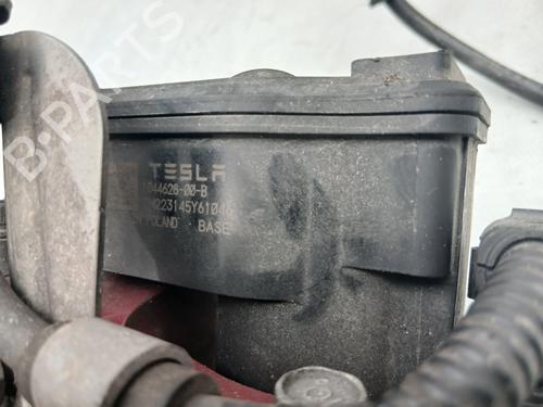 Right rear brake caliper TESLA MODEL Y (5YJY) Long Range All-wheel Drive | BP29314277M106 