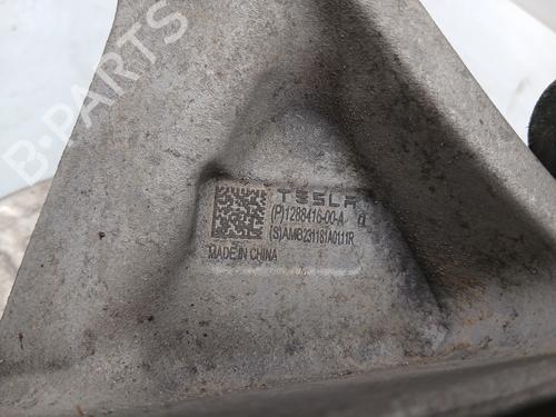 Right rear steering knuckle TESLA MODEL Y (5YJY) Long Range All-wheel Drive | BP29314291M28 