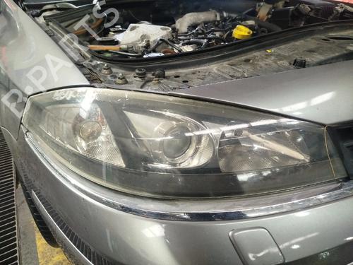 Lyskaster høyre RENAULT LAGUNA II (BG0/1_) 1.8 16V (BG0B, BG0C, BG0J, BG0M, BG0V) (121 hp) 30028236