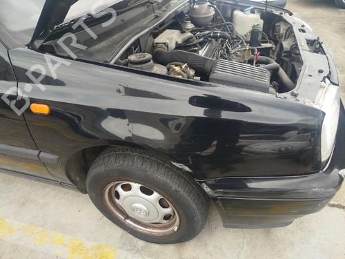 Używane Błotnik przedni prawy VW GOLF III (1H1) 1.9 D (64 hp) 30112059