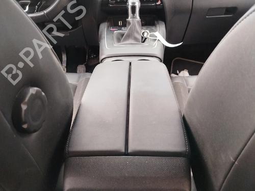 Used Armrest / Center console CITROËN C5 AIRCROSS (A_) 1.2 PureTech 130 (ARHNSJ) (131 hp) 30113784