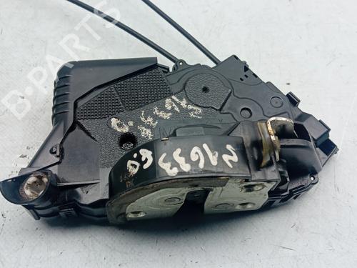 Used Front right lock TOYOTA YARIS (_P9_) 1.4 D-4D (NLP90_, NLP90R) (90 hp) 29543555