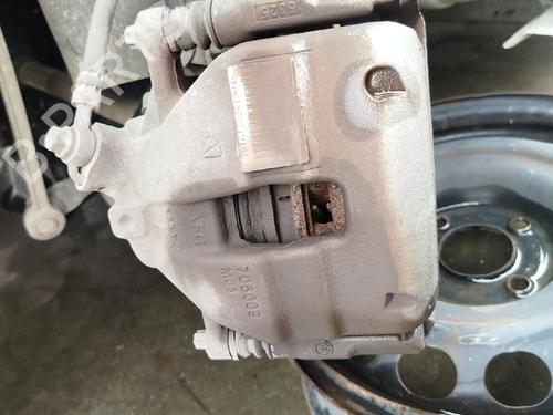 Used Left front brake caliper PEUGEOT 308 II (LB_, LP_, LW_, LH_, L3_) 1.6 BlueHDi 120 (120 hp) 30174075