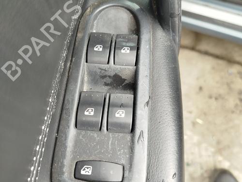 Used Left front window switch RENAULT SCÉNIC II (JM0/1_) 1.9 dCi (JM0G, JM12, JM1G, JM2C) (120 hp) 30206020