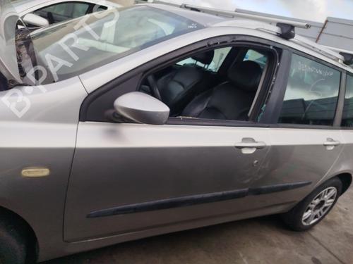 Used Left front door FIAT STILO (192_) 1.9 JTD (192_XE1A) (115 hp) 30206045