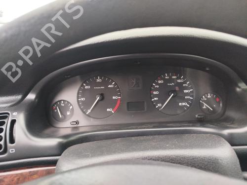 Used Instrument cluster PEUGEOT 406 Break (8E/F) 2.0 HDI 110 (109 hp) 30260647