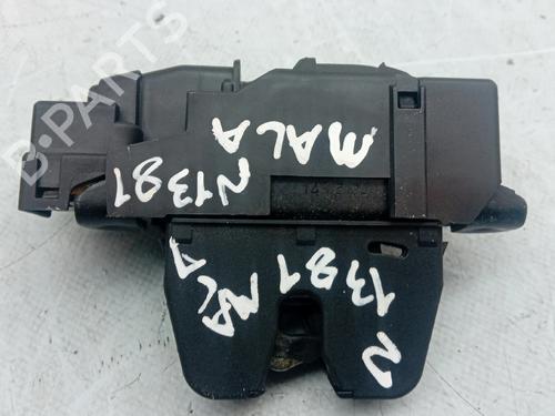 Used Tailgate lock PEUGEOT 308 SW II (LC_, LJ_, LR_, LX_, L4_) 1.6 BlueHDi 120 (120 hp) 29022657