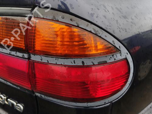 Used Right taillight RENAULT LAGUNA I (B56_, 556_) 1.6 16V (B568, B561) (107 hp) 30325113