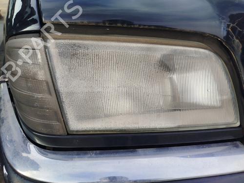 Used Right headlight MERCEDES-BENZ C-CLASS (W202) C 180 (202.018) (122 hp) 30385474