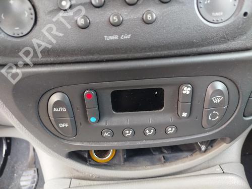 Używane Przełącznik RENAULT SCÉNIC I MPV (JA0/1_, FA0_) 1.4 16V (JA0D, JA1H, Ja0W, JA10) (95 hp) 30397583