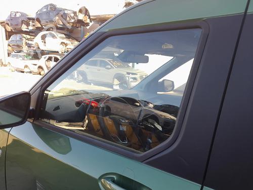 BP30437585C18 main image