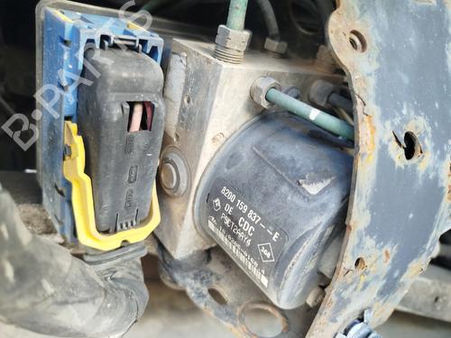 Módulo de ABS RENAULT ESPACE IV (JK0/1_) 1.9 dCi (JK0U) (116 hp) 30438320