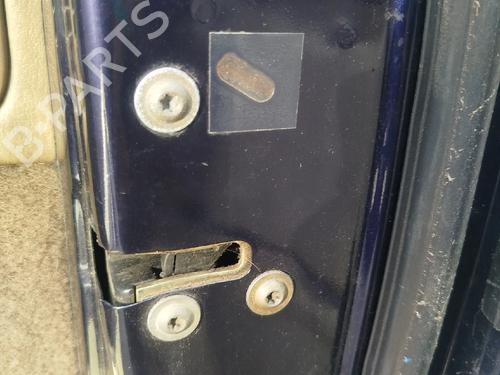 Høyre foran lås CHRYSLER VOYAGER / GRAND VOYAGER III (GS_, NS_) 2.5 TD (116 hp) 30440414