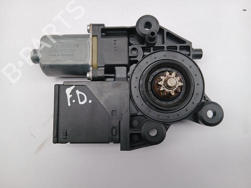 Rudehejsemotor forskærm højre RENAULT MEGANE III Grandtour (KZ0/1) 1.5 dCi (KZ1M, KZ1W, KZ0R) (106 hp) 30549979