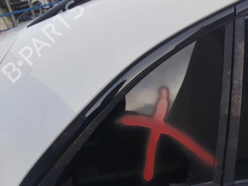 Vidro painel traseiro direito MERCEDES-BENZ GLA (H247) GLA 200 d (247.712) (150 hp) 30788618