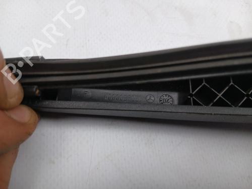Ramię wycieraczki tylnej szyby MERCEDES-BENZ A-CLASS (W177)  | BP30795339C144 