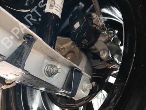 Used Right rear steering knuckle MERCEDES-BENZ GLB (X247) GLB 200 d (247.612) (150 hp) 30883355