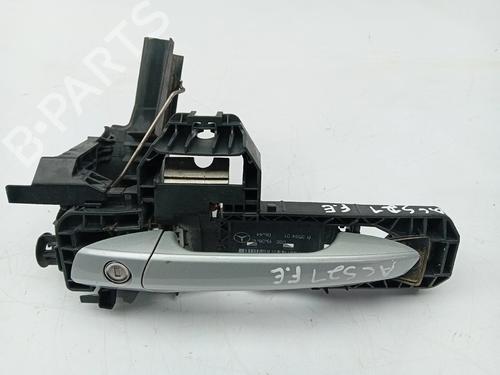 Used Front left exterior door handle MERCEDES-BENZ B-CLASS Sports Tourer (W246, W242) B 180 CDI (246.200) (109 hp) 30461752