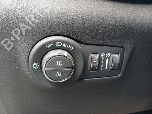 Used Headlight switch JEEP COMPASS (MP, M6, MV, M7) 1.5 T4 Hybrid (131 hp) 31022344