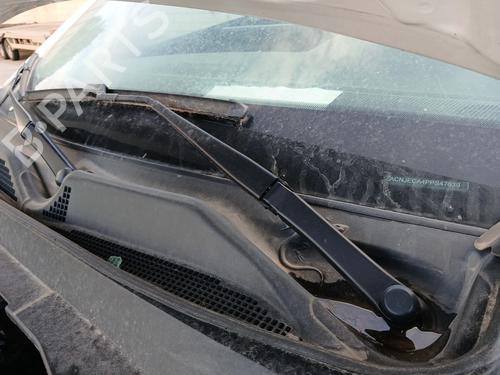 Used Front windshield wiper arm JEEP COMPASS (MP, M6, MV, M7) 1.5 T4 Hybrid (131 hp) 31022372