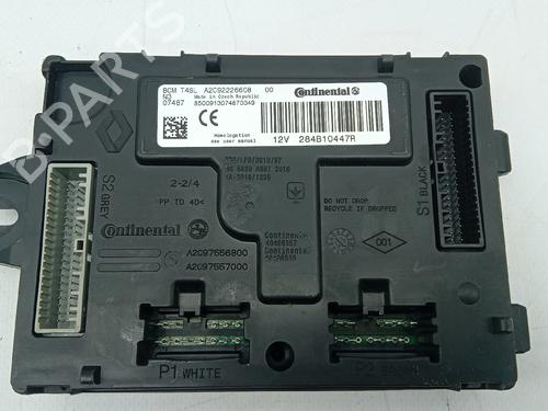 Used Electronic module RENAULT CLIO IV (BH_) 0.9 TCe 90 (BHNF, BHMA, BHMH, BHJK, BHJR) (90 hp) 31051648