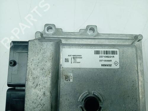 Engine control unit (ECU) RENAULT CLIO IV (BH_) 0.9 TCe 90 (BHNF, BHMA, BHMH, BHJK, BHJR) | BP29128028M57