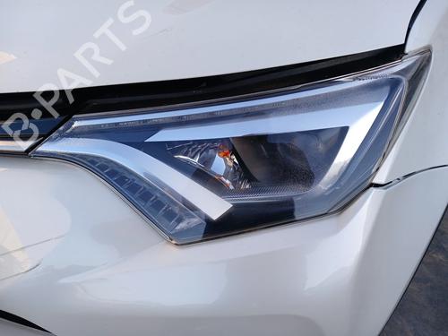 Używane Lampa przednia lewa TOYOTA RAV 4 IV (_A4_) 2.0 D (WWA42_) (143 hp) 31073530
